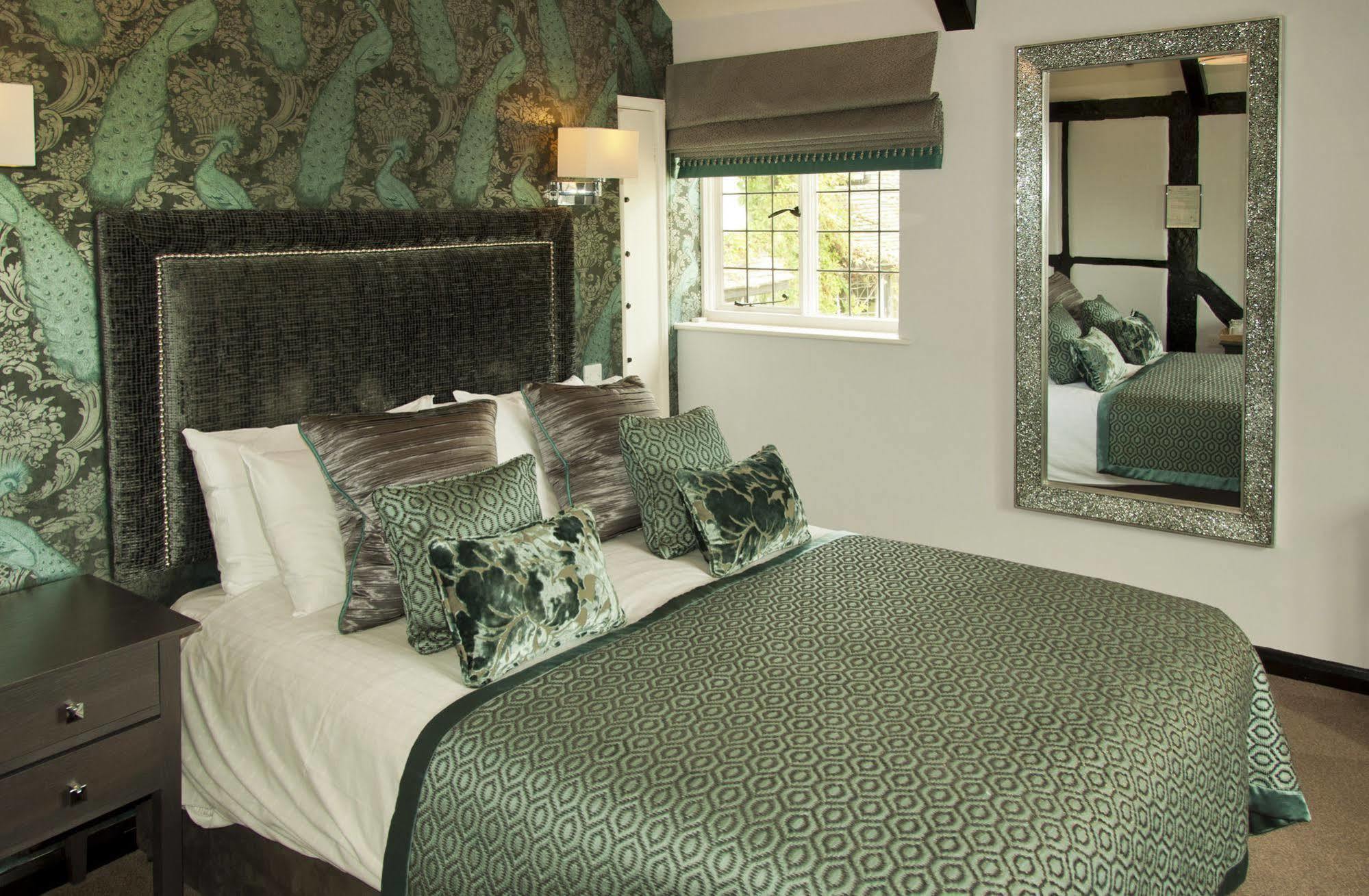 Ghyll Manor Country Hotel Horsham Exterior foto